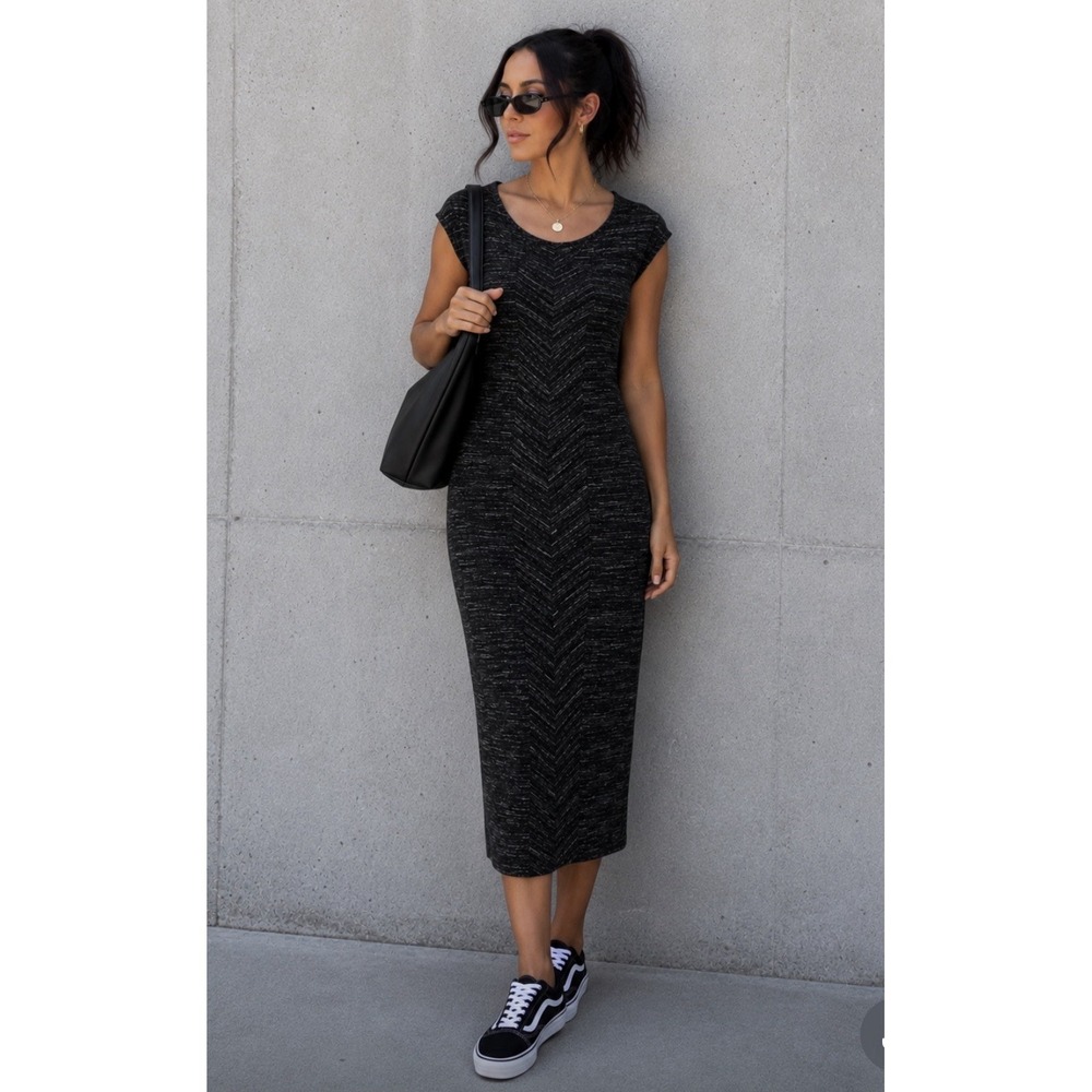 Dolan Anthropologie NWT Chevron Cap‎ Sleeve Maxi Stretchy Dress Large Black